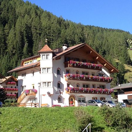 Garni Schenk Hotell Selva di Val Gardena Exteriör bild